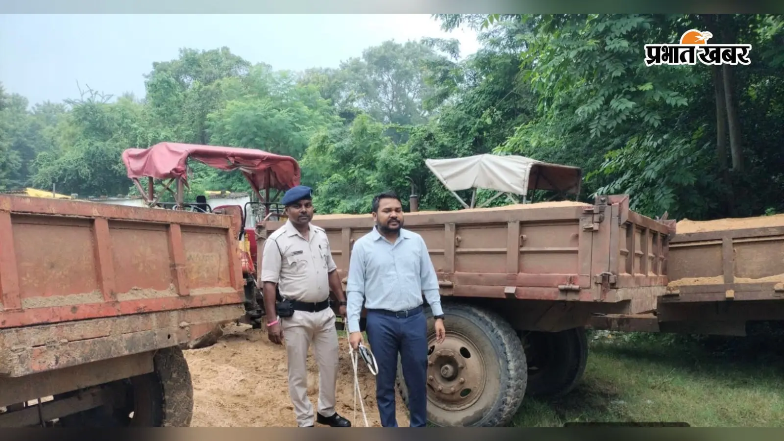 NGT की रोक के बावजूद बोकारो में धड़ल्ले से बालू का अवैध उठाव, रातभर चल रही ढुलाई; 3 ट्रैक्टर जब्त