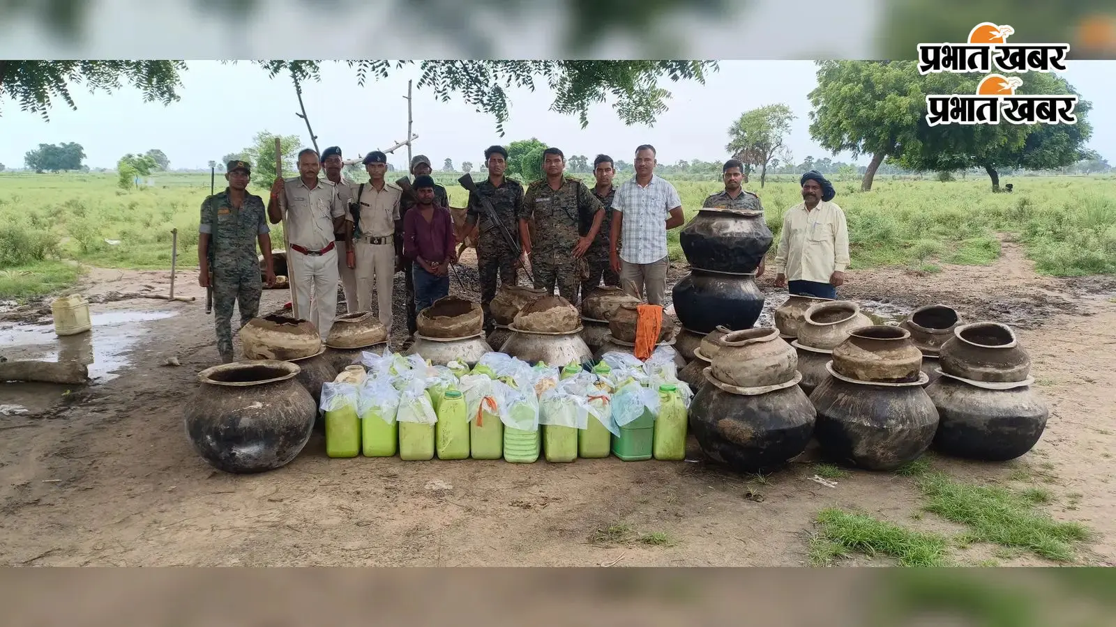 सोन दियारा में शराब के खिलाफ बड़ी कार्रवाई, 450 लीटर महुआ शराब जब्त, 17 भट्ठियां ध्वस्त