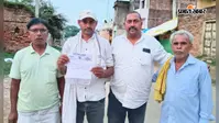 कैमूर: अमांव गांव की दो बड़ी समस्याएं मंत्री के सामने पहुंचीं, उर्दू स्कूल में कमरों की कमी और गंदे पोखरे से ग्रामीण परेशान