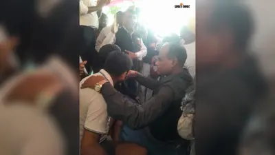 पलामू में चतुर्थवर्गीय बहाली को लेकर भूख हड़ताल खत्म, SDO ने जूस पिलाकर सत्यनारायण शुक्ला का अनशन तुड़वाया