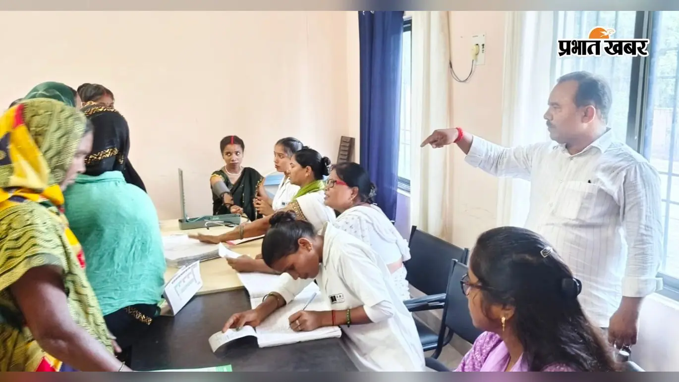 कैमूर: रामपुर PHC में 150 गर्भवती महिलाओं की हुई जांच, खून से लेकर HIV तक की जांच कर दी गयी जरूरी सलाह