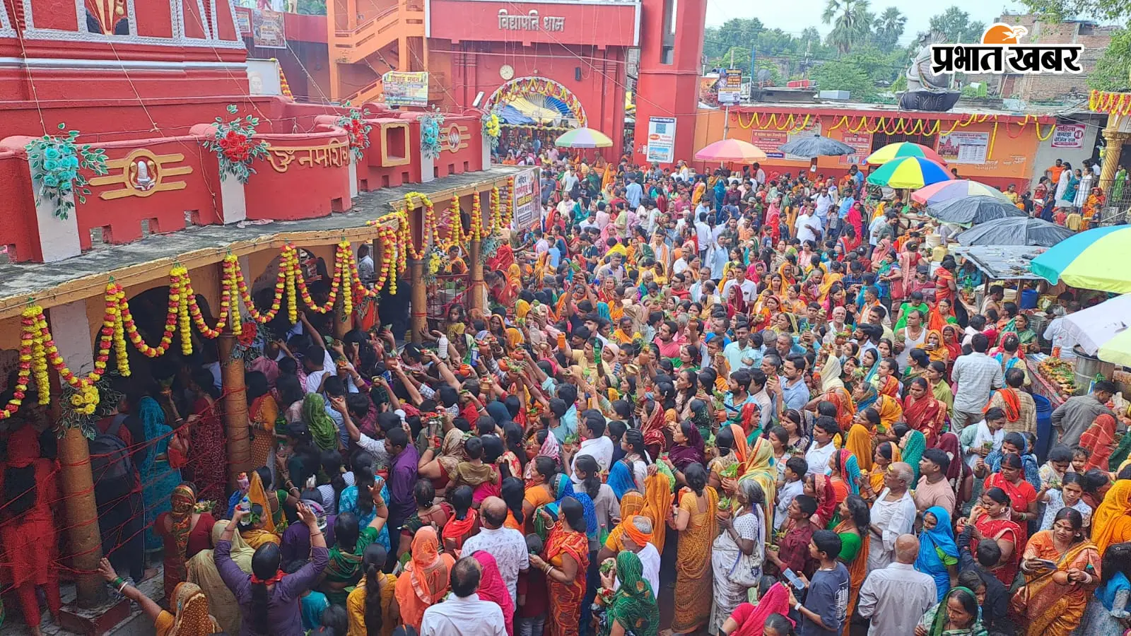 उगना महादेव मंदिर में उमड़ा आस्था का सैलाब, चेनस्नेचिंग गिरोह की 3 महिलाएं धराईं