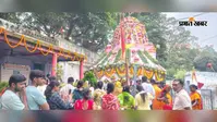 सावन की दूसरी सोमवारी पर टूटी झरना मंदिर में उमड़ी श्रद्धालुओं की भीड़, बोल-बम के नारे से भक्तिमय हुआ माहौल