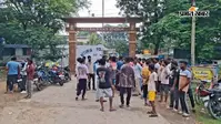 पुरुलिया : इलाज में लापरवाही से मौत का आरोप, थाने पर परिजनों का प्रदर्शन
