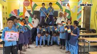 'सेल्फी विद तिरंगा' कार्यक्रम: बच्चों ने लिया संकल्प, देशभक्ति के गीतों से गूंजा स्कूल परिसर