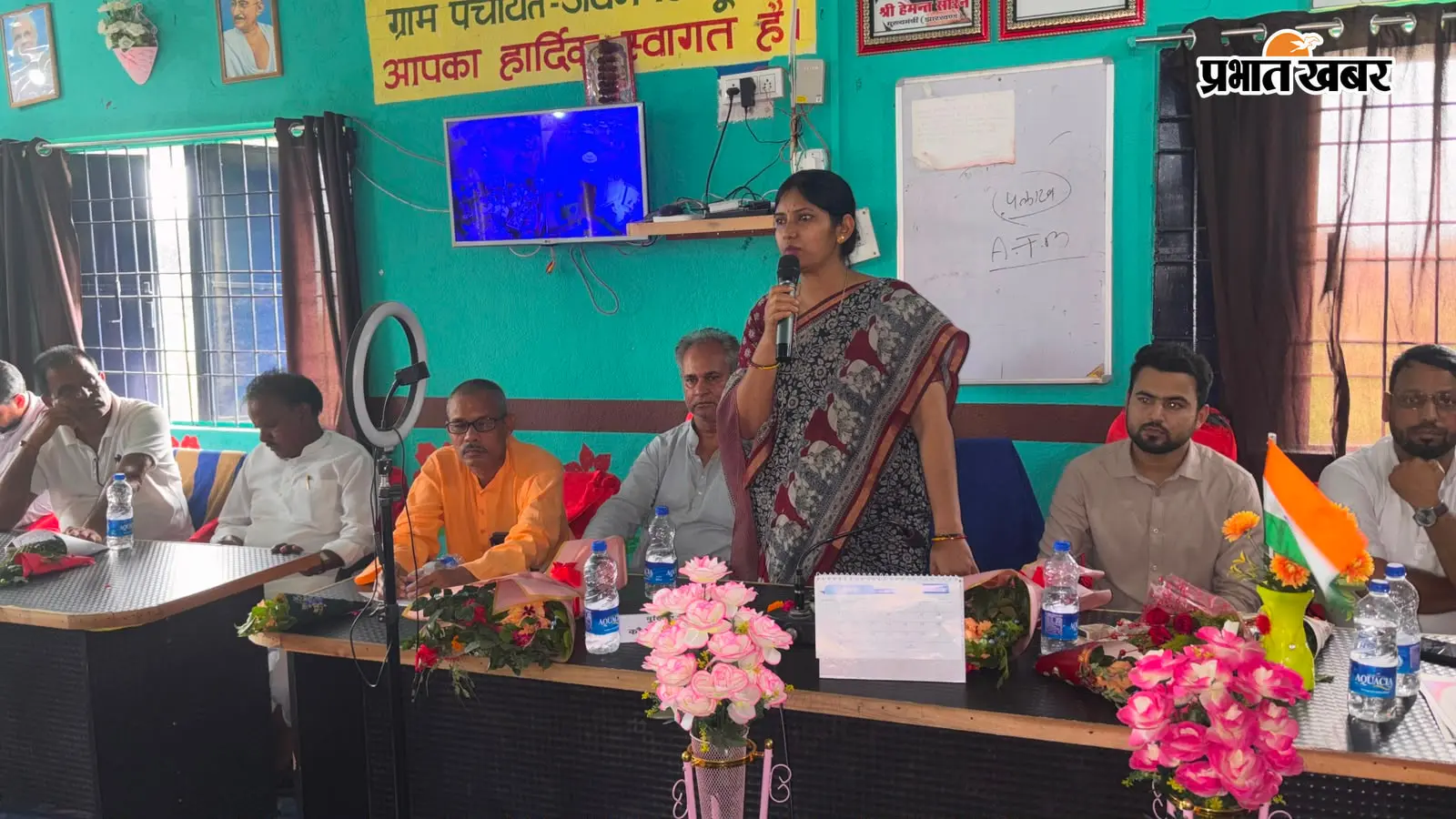 एमबीबीएस की पढ़ाई पूरी करने पर डॉ. अजहरुद्दीन का अभिनंदन, जयनगर में लोगों ने किया सम्मान