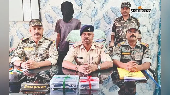 लेवी के लिए फायरिंग की फिराक में था PLFI अपराधी, पुलिस ने दबोचा; लोडेड पिस्तौल बरामद