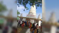 करौं के सिरियां और गौरा में धूमधाम से हुई बाबा दुबे की वार्षिक पूजा, उमड़ी श्रद्धालुओं की भीड़