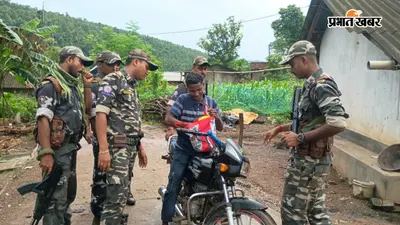 असीम मंडल की तलाश में सरेंडर कर चुके नक्सली रंजीत को लेकर सीमावर्ती जंगल में घुसी पुलिस