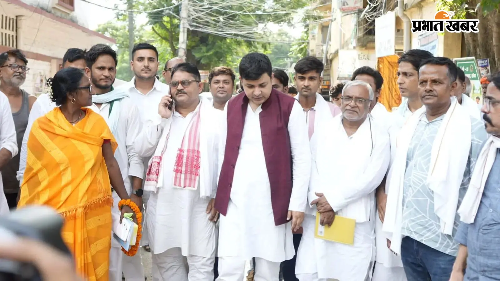 जदयू नगर कमेटी की बैठक में संगठन की मजबूती पर जोर, नजम इकबाल का हुआ सम्मान