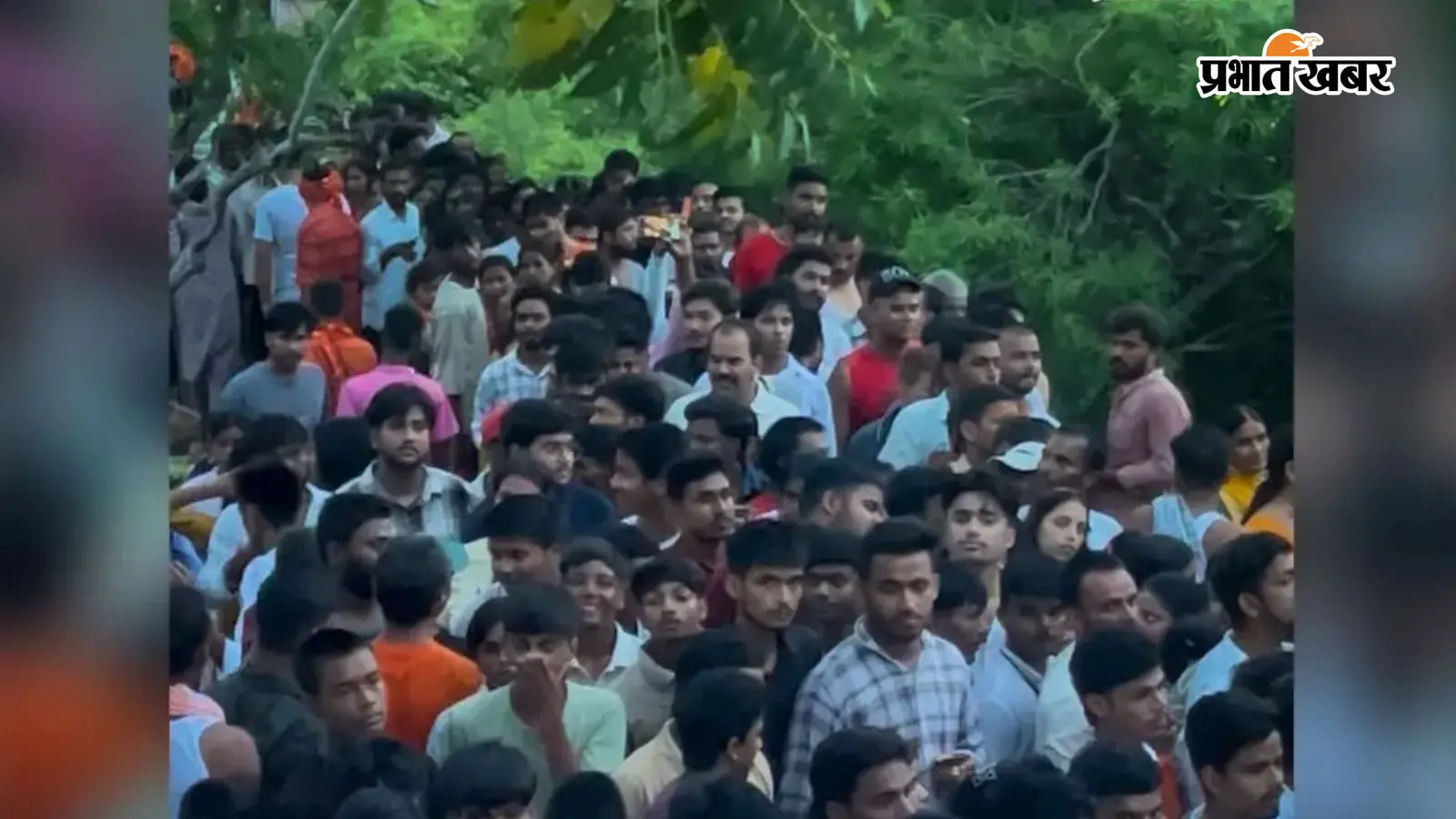 राजगीर के सिद्धनाथ मंदिर में दूसरी सोमवारी पर उमड़ा श्रद्धा का सैलाब, 10 हजार भक्तों ने किया जलाभिषेक