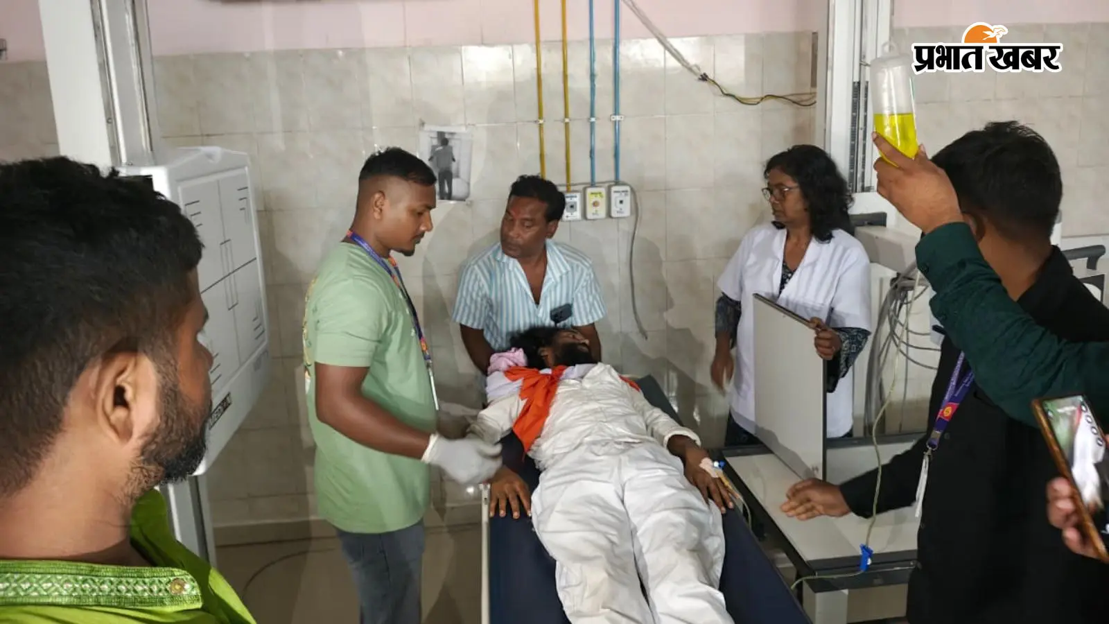 रांची सदर अस्पताल के HDU में शिफ्ट किए गए छात्र नेता देवेंद्र महतो, लाठीचार्ज में घायल कई अभ्यर्थी भर्ती, डॉक्टर अलर्ट