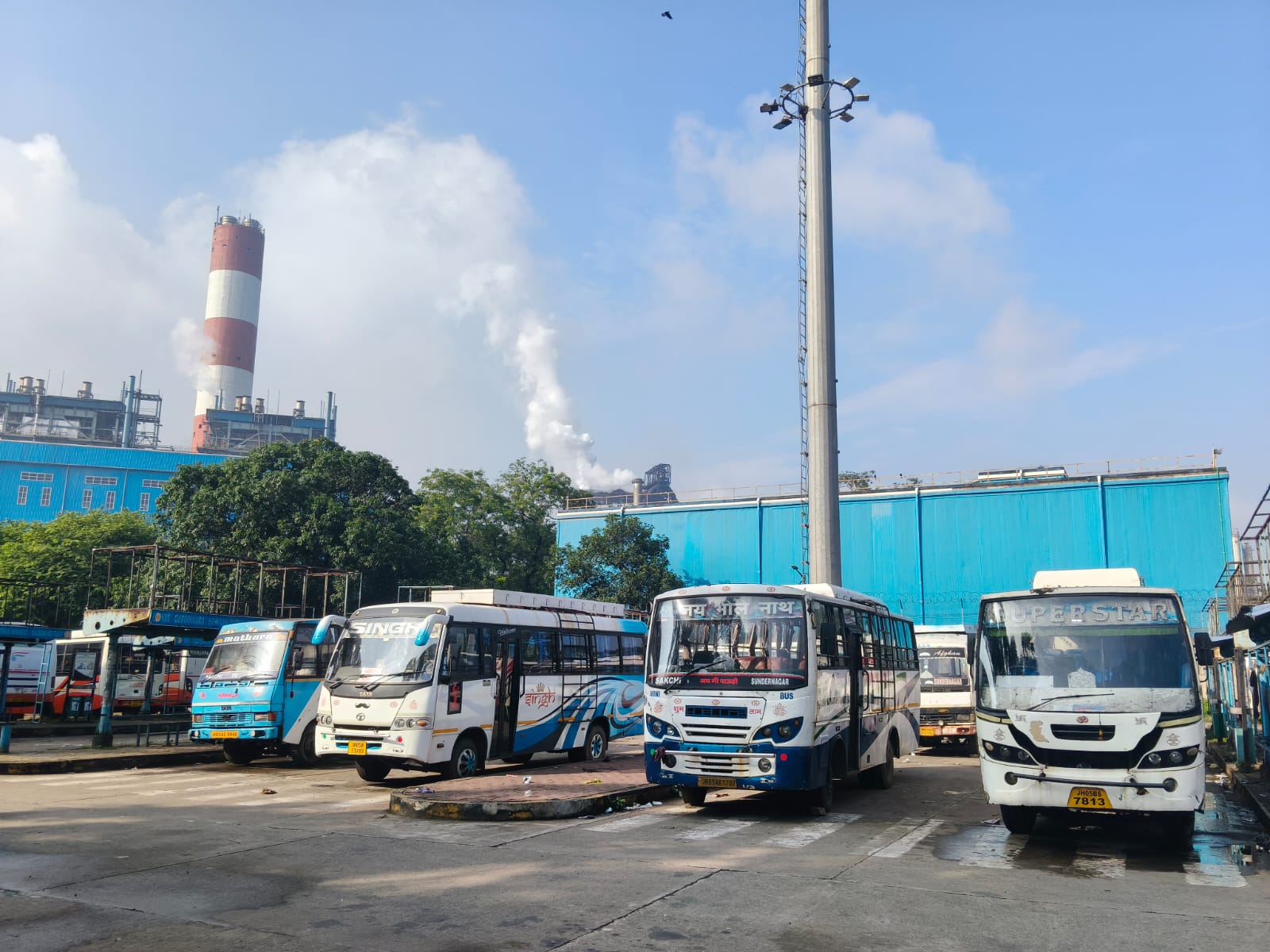 साकची मिनी बस स्टैंड