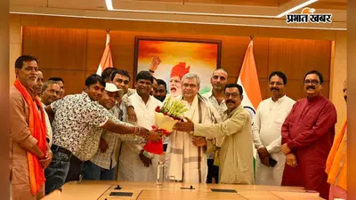 बाघमारा ओवरब्रिज की मांग को लेकर रेल मंत्री को सौंपा ज्ञापन, सांसद ढुलू महतो ने की पहल