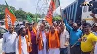 छात्रों पर हुए लाठीचार्ज के खिलाफ भाजपा के झारखंड बंद के आह्वान पर नया मोड़ चौराहा जाम, वाहनों की लगी लंबी कतार