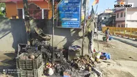 रेफरल अस्पताल रोड के पास फल दुकान में देर रात लगी भीषण आग, 50 हजार से अधिक का नुकसान