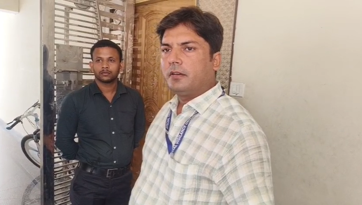 अविनाश कुमार, SVU अधिकारी