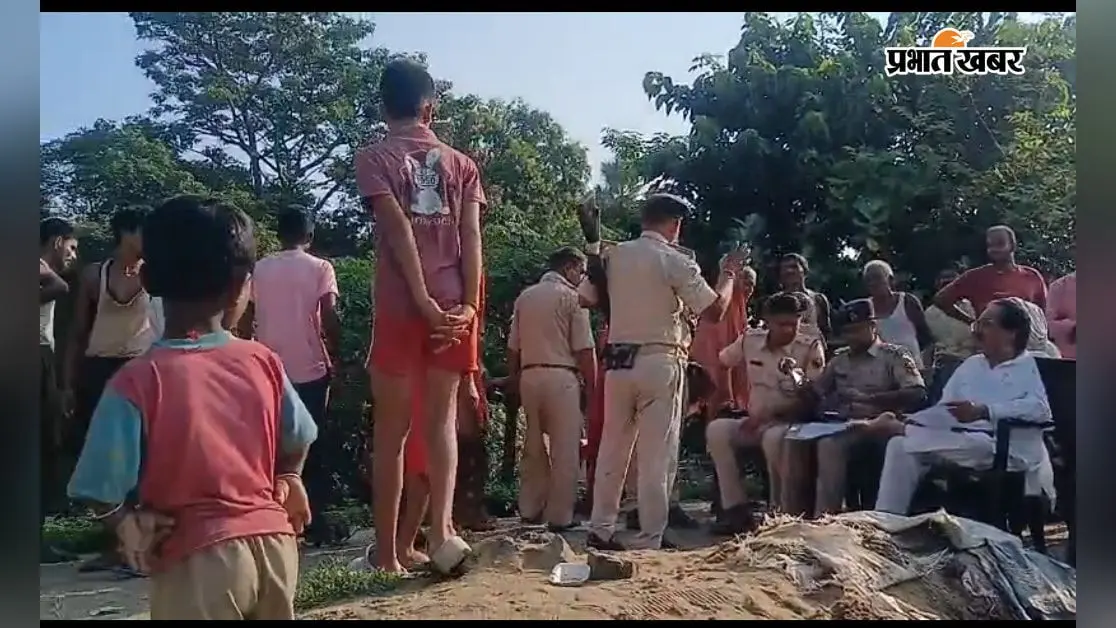 बेगूसराय: गंगा में स्नान के दौरान डूबे 71 वर्षीय वृद्ध, गोताखोरों ने दूसरे दिन बरामद किया शव