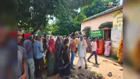 चार दिन से खाद के लिए लाइन में नवादा के किसान, बिस्कोमान केंद्र पर हंगामा, पुलिस की मौजूदगी में हुआ वितरण