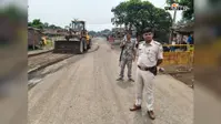 सड़क सुरक्षा सप्ताह के तहत पुलिस ने चलाया सफाई अभियान, साफ-सफाई के साथ वाहन चालकों को किया जागरूक