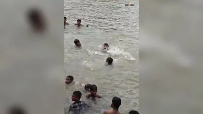 डुमरांव में तालाब में डूबने से 16 वर्षीय युवक की मौत, दोस्तों के साथ नहाने गया था सूरज