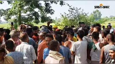 शेखपुरा–शाहपुर रोड दो घंटे रहा जाम, पेयजल के लिए महिलाओं ने जखौर मोड़ पर किया प्रदर्शन