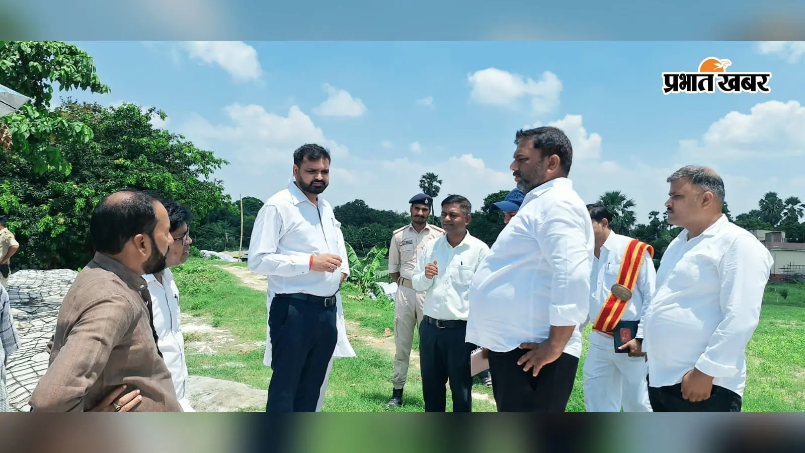 मोहिउद्दीननगर में बढ़ रहा गंगा का जलस्तर, तटवर्ती इलाकों का एसडीएम ने किया निरीक्षण