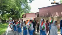 औरंगाबाद: मदनपुर के बेरी में मॉडल स्कूल के बच्चों ने निकाली भव्य तिरंगा यात्रा, देशभक्ति के नारों से गुंजायमान हुआ गांव