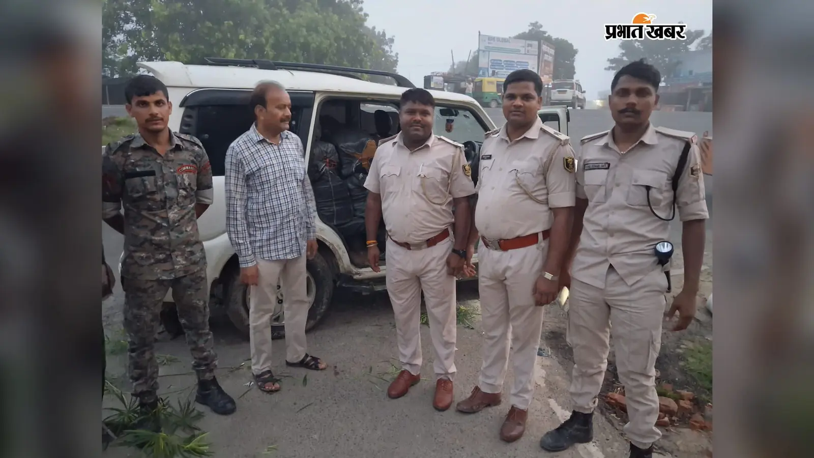 मधुबनी में शराब के खिलाफ बड़ी कार्रवाई, दो स्कॉर्पियो से 1,458 लीटर शराब जब्त