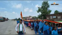 गया जी : आमस के अकौना में सैकड़ों फीट लंबे तिरंगे के साथ निकली यात्रा, बच्चों ने लगाए देशभक्ति नारे