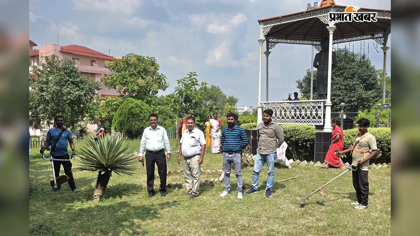 5 अगस्त से पहले VBU में चला मेगा सफाई अभियान, चमकाया गया पूरा परिसर