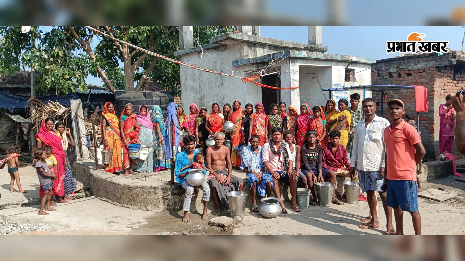नवादा: अकबरपुर की बरेव पंचायत में महीनों से बंद है नल-जल की आपूर्ति, बूंद-बूंद पानी को तरस रहे ग्रामीण, PHED से लगाई गुहार