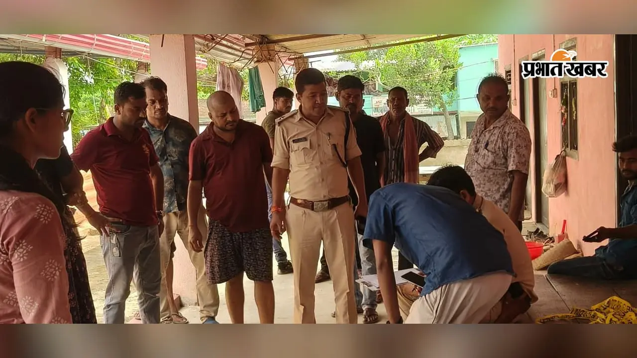 कदवा के किराए के कमरे में 17 वर्षीय किशोरी मृत मिली, यूपी के कुशीनगर की रहने वाली थी, पुलिस सभी पहलुओं की जांच में जुटी