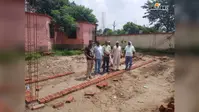 महेशपुर स्कूल में साइंस लैब भवन निर्माण पर उठे सवाल, जनप्रतिनिधियों ने किया प्रदर्शन