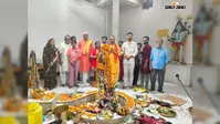 सावन में नर्मदेश्वर शिव मंदिर में गूंजा हर-हर महादेव, वैदिक मंत्रों के बीच हुआ रुद्राभिषेक, सुख-समृद्धि की कामना