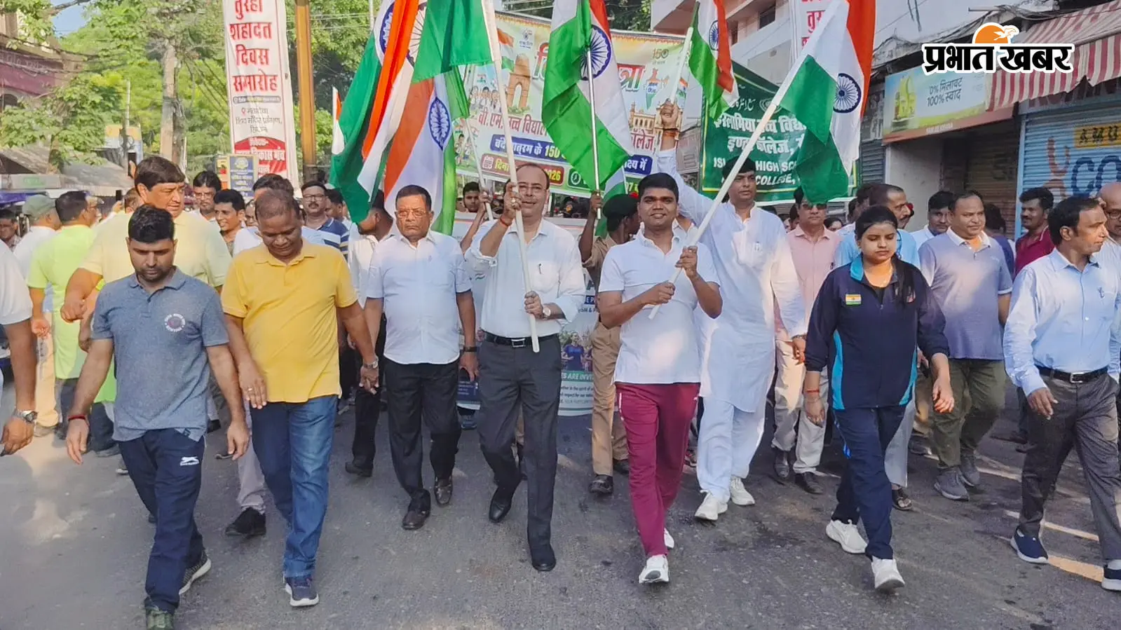 सीवान में हर घर तिरंगा अभियान के तहत निकली भव्य तिरंगा यात्रा, हजारों छात्र-छात्राओं ने लिया हिस्सा