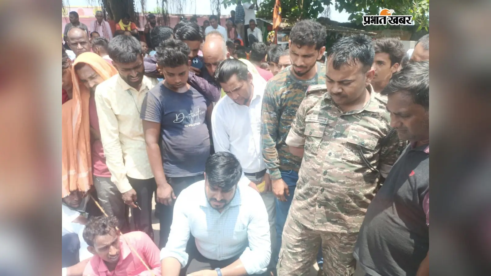 पत्थर खदान में डूबी महिला का शव तीसरे दिन भी नहीं मिला, एनडीआरएफ बुलाने की मांग को लेकर सड़क जाम