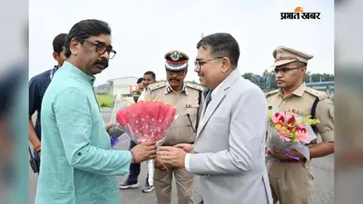 बोकारो पहुंचे सीएम हेमंत सोरेन, दांतों के डॉक्टर एके सिन्हा से करायी जांच