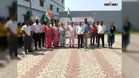 तिरंगे के रंग में रंगा गढ़वा का स्कूल, बच्चों ने निकाली स्वतंत्रता सेनानियों की झांकी; गूंजा ‘वंदे मातरम्’