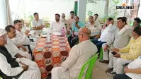 कैमूर में PDS विक्रेताओं की मापतौल समस्या पर बैठक, जिला पदाधिकारी ने दिया जल्द समाधान का भरोसा