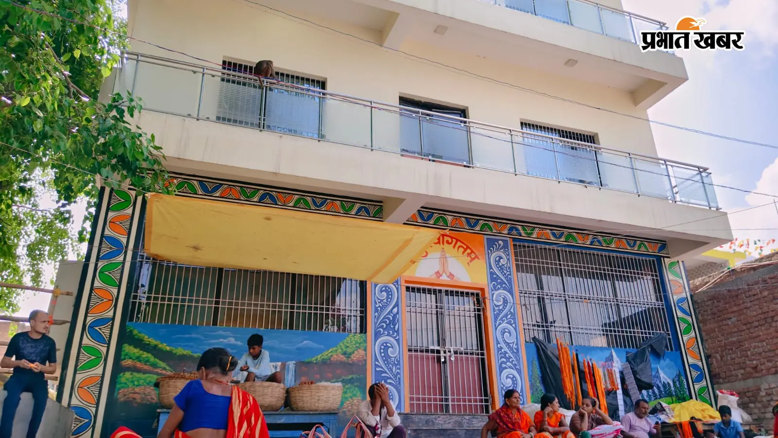 बक्सर: बाबा ब्रह्मेश्वर नाथ मंदिर परिसर में तैयार गेस्ट हाउस पर फंसा पेच, जानें नगर पंचायत और मंदिर कमेटी में क्यों है तकरार