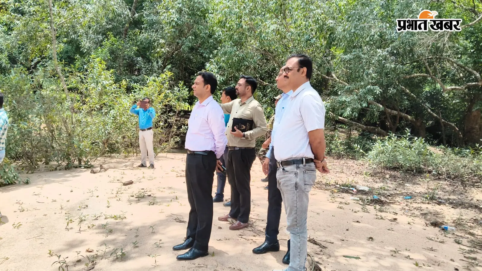 खूंटी के पेरवाघाघ में बढ़ेंगी पर्यटकों की सुविधाएं, वेलकम गेट से बंबू कॉटेज तक का होगा निर्माण