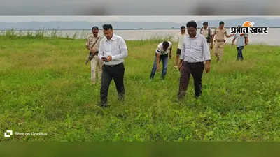 साहिबगंज में गंगा उफान पर : घर-पशु छोड़ने को तैयार नहीं लोग, प्रशासन ने बढ़ाई निगरानी