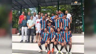 Football: पेनाल्टी शूटआउट में हॉक्सा ने CXH स्कूल को 6-5 से हराया, हर्ष रिको वर्मा ट्रॉफी पर जमाया कब्जा