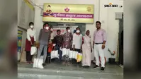 सीवान: आंदर सीएचसी के डॉक्टरों और स्वास्थ्यकर्मियों की पहल, 20 टीबी मरीजों को लिया गोद, बांटी पोषण किट
