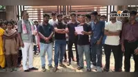 स्नातक सीट कटौती में संशोधन के आश्वासन पर छात्रों का आंदोलन समाप्त :10 दिन में संशोधन नहीं तो 11वें दिन कॉलेज में तालाबंदी