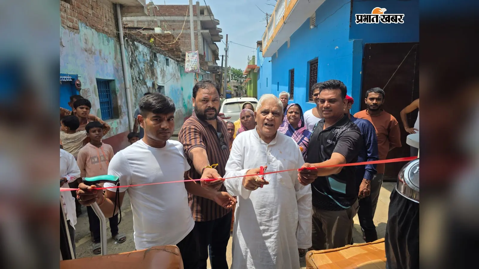 मुंगेर के तारापुर में स्वास्थ्य सेवा अब गांव के दरवाजे पर, मोबाइल मेडिकल यूनिट से मुफ्त जांच और दवा की शुरुआत