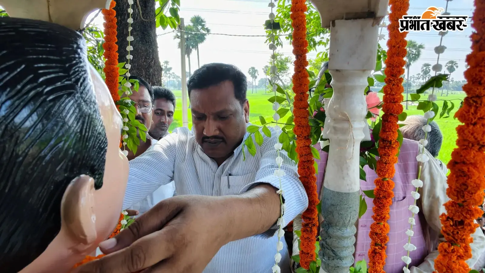 लखन प्यारे सिंह की 16वीं पुण्यतिथि पर श्रद्धांजलि सभा, महिला फुटबॉल मैच में जहानाबाद की टीम विजेता