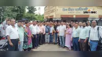 लंबित वेतन को लेकर शिक्षकों का प्रदर्शन, एरियर और प्रोन्नति का भी उठाया मुद्दा