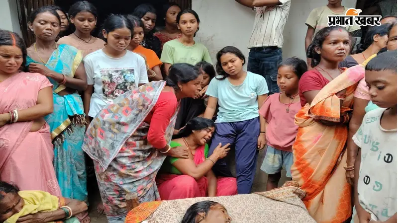 रामगढ़ में हाथी हमले में महिला की मौत, ग्रामीणों ने वन विभाग के खिलाफ जताया आक्रोश